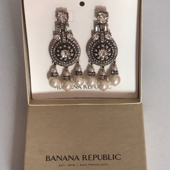 Banana Republic Chandelier Earrings - Picture 5 of 5